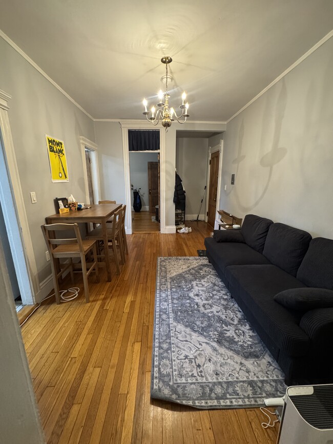 Building Photo - 282 Newbury St