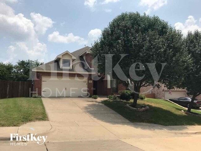 Building Photo - 612 Celeste Ln
