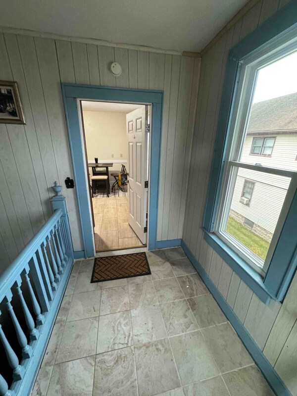 19 Woodland St Unit 2, Plainville, CT 06062 Room for Rent in