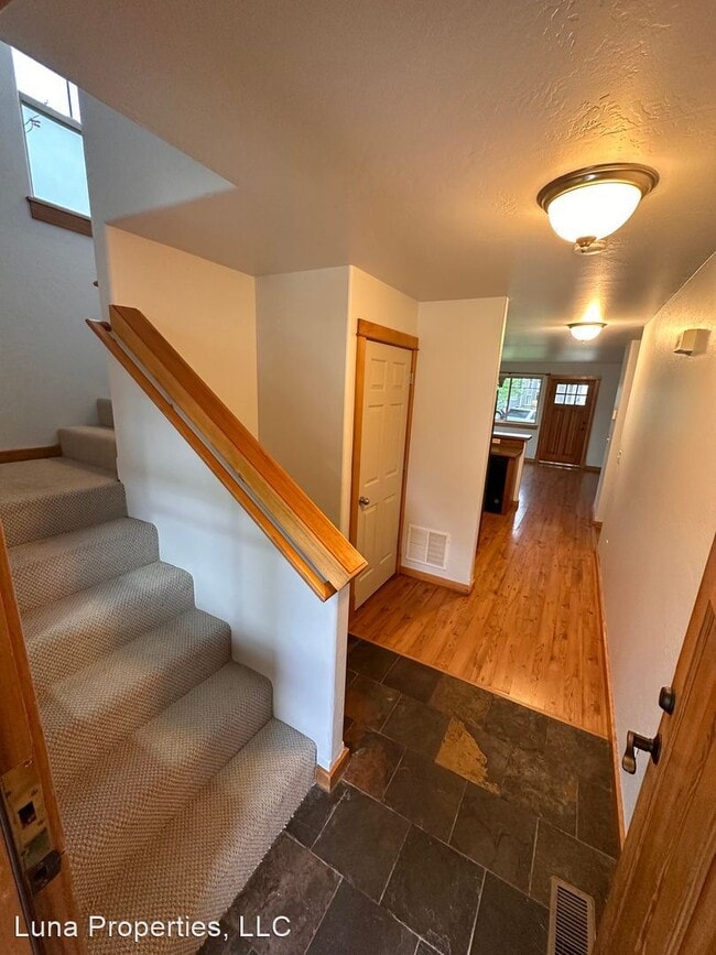 Building Photo - 3 br, 2.5 bath House - 2961 N 27th Ave #18