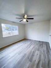 Building Photo - 2401 Bucks Run