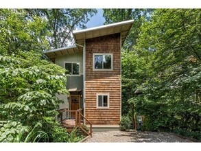 Building Photo - 59 Morningside Dr