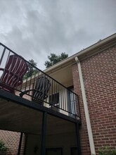 Building Photo - 5516 Lakeshore Dr