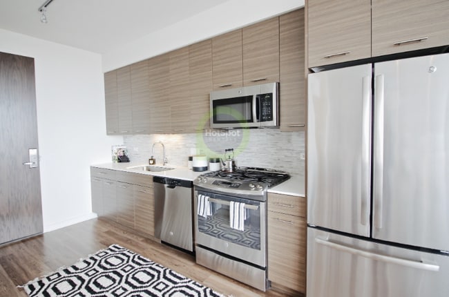 Photo - 840 N Orleans St Apartment