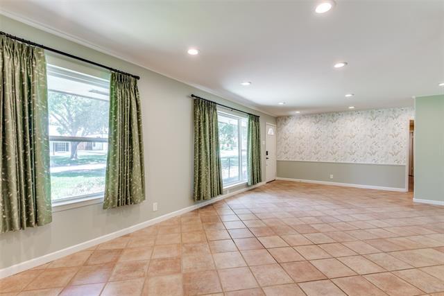 Foto del edificio - 3648 Whitehall Dr