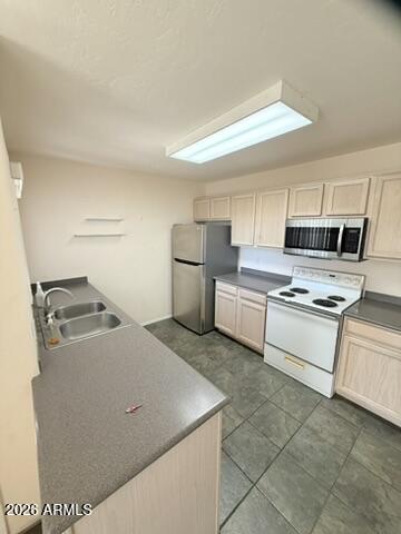 Foto del edificio - 11260 N 92nd St