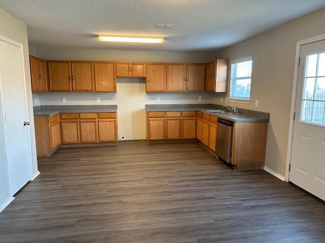 Foto del edificio - 14817 Broadview Dr