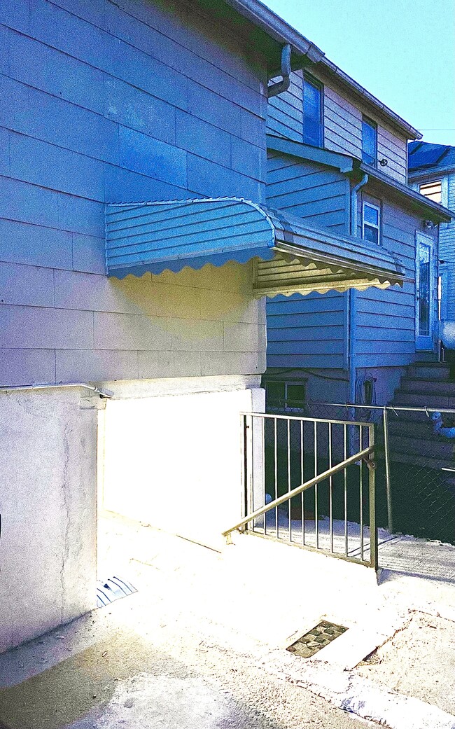 Rear entrance - 188 Palisade Ave