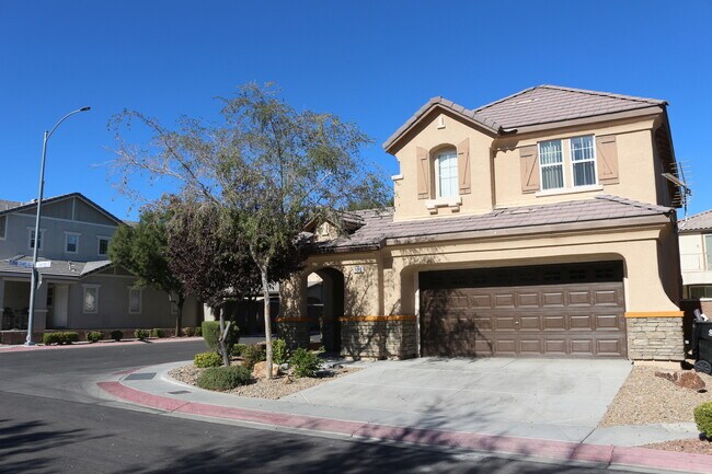 Foto del edificio - SHOWINGS AVAILABLE NOW
