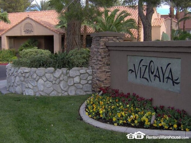 Building Photo - Rarely Available 3 Bedroom 2 Bath Spacious Condo Home in a gated community with pool, spa, tennis...
