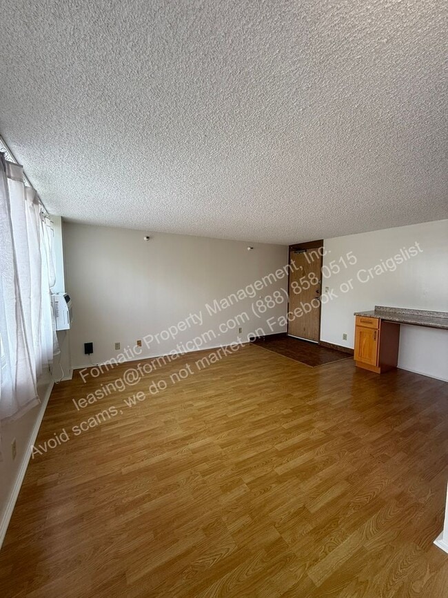 Building Photo - 1060 Kamehameha Hwy