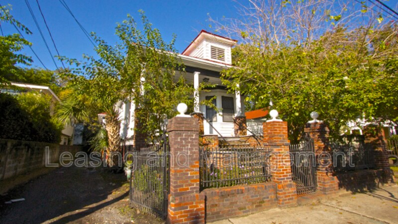 Primary Photo - 519 Rutledge Ave