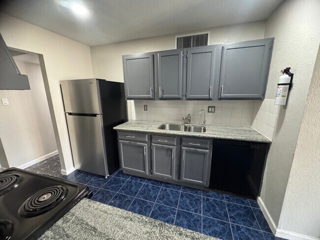 Foto del edificio - 24426 Jumping Jay Dr