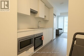 Building Photo - 99 Broadway Ave