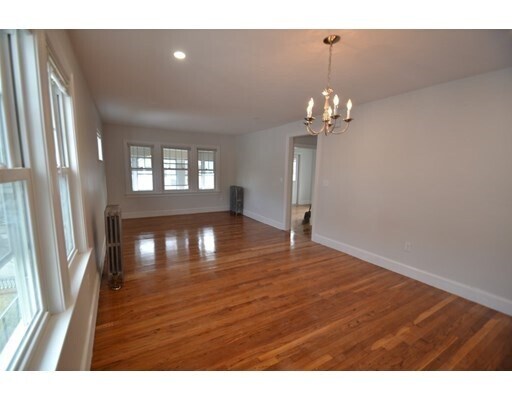 Foto del edificio - 48 Edenfield Ave