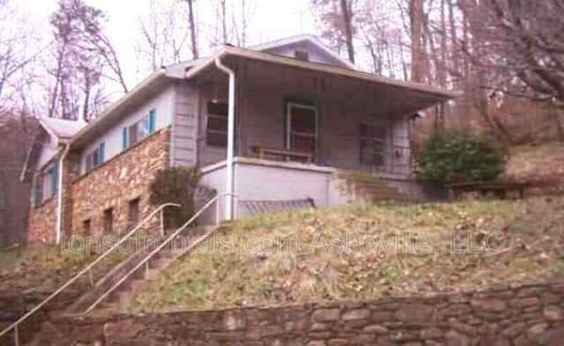 Primary Photo - 418 Old Buckeye Cove Rd