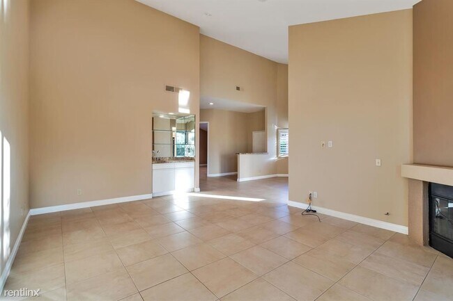 Building Photo - 2 br, 2 bath Condo - 38351 Crocus Ln