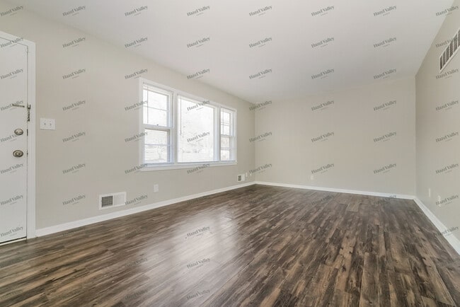 Foto del edificio - 5507 N Lydia Ave