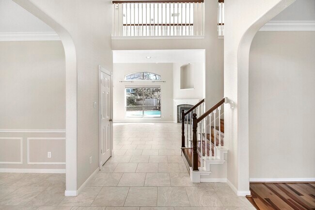 Foto del edificio - 803 Chisel Point Dr