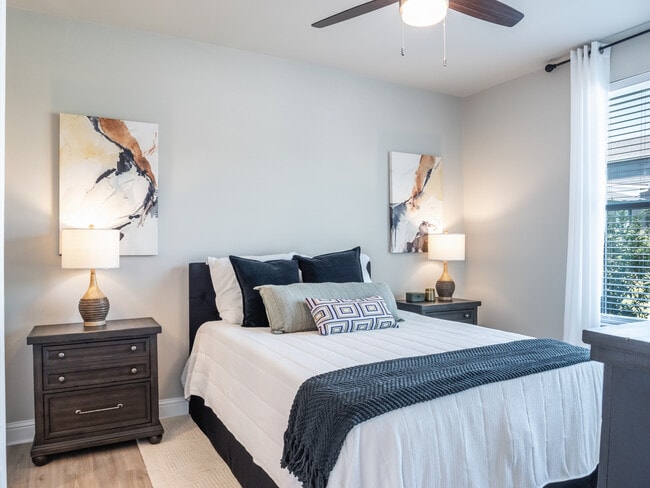 The Aviator: 1BR, 1BA- Bedroom - The Waters At Redstone