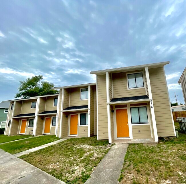 836 West Street Apartments - 836 West St