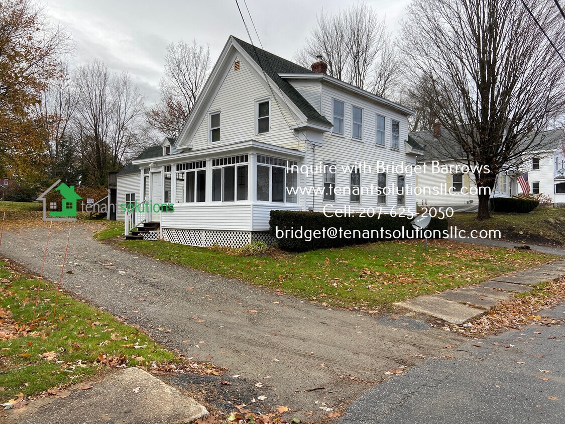 24 Mt Vernon St, Gardiner, ME 04345 Townhome Rentals in Gardiner ME