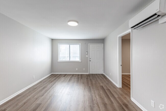 1 habitación, 1 baño - Sala de estar - Robertson Avenue Apartments