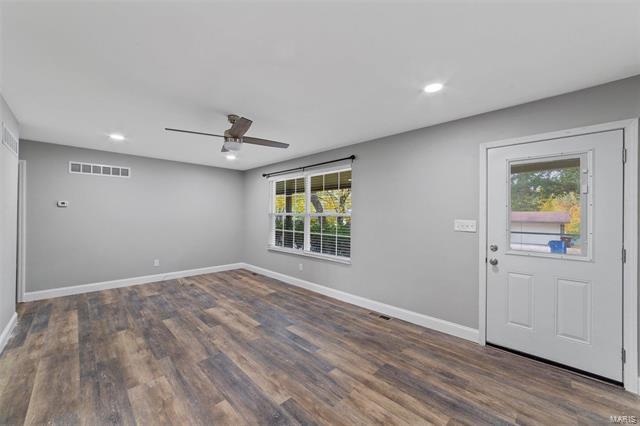 Foto del edificio - 21 Glenwood Ln