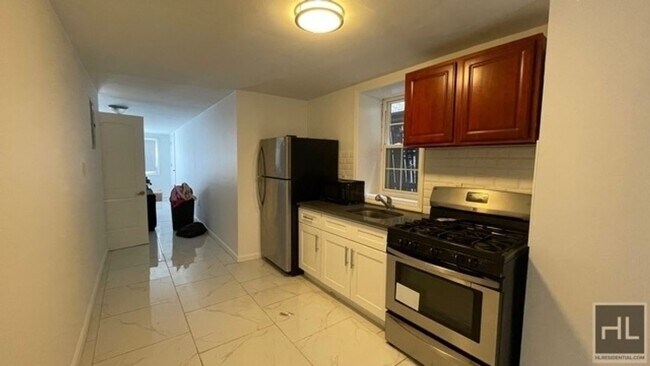 Building Photo - NEWLY RENOVATED BEAUTIFUL AND PRIVATE BACK...
