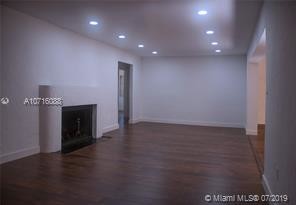 Building Photo - 224 Viscaya Ave