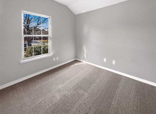 Foto del edificio - 8029 Mountain Knoll Ct