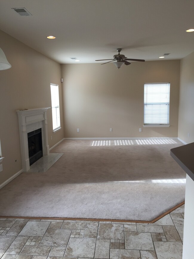 Building Photo - 1521 Ashley Garden Blvd
