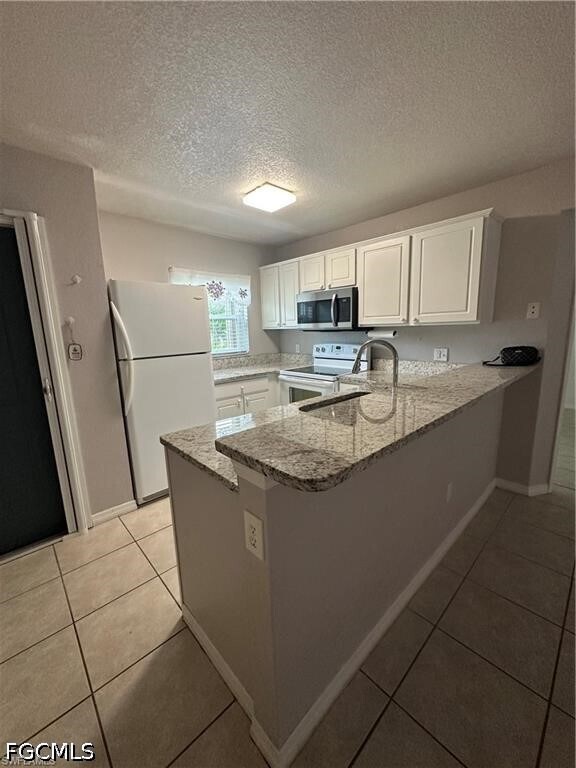 Building Photo - 25050 Sandhill Blvd