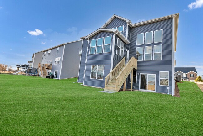 Foto del edificio - 668 Branson Dr