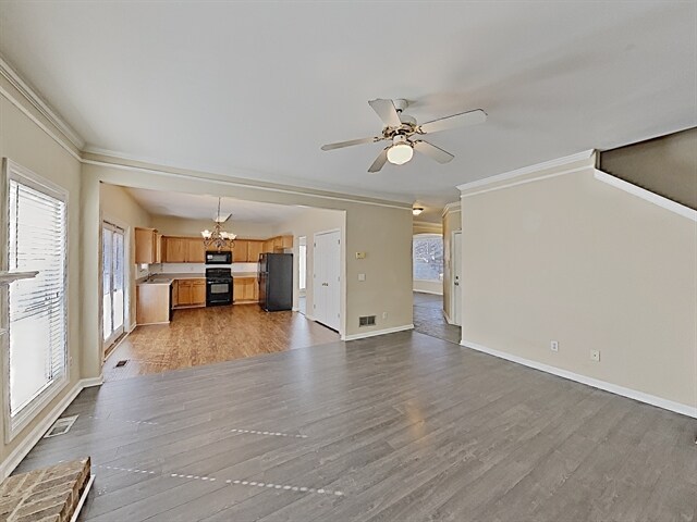 Foto del edificio - 1607 Silver Oak Drive