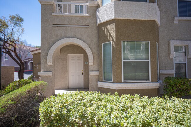 Building Photo - 9975 Peace Way