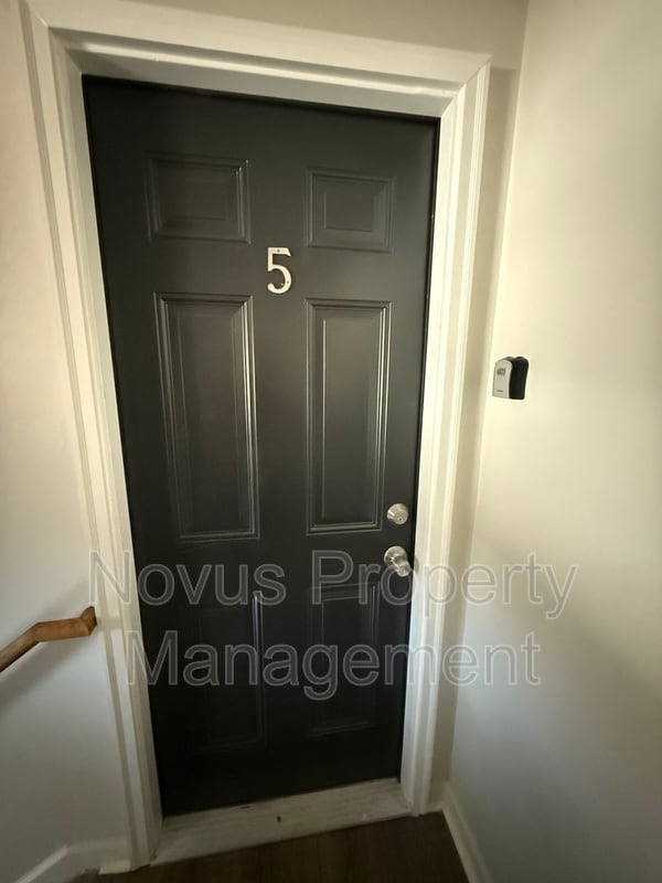 Building Photo - 901 Pacific Ave