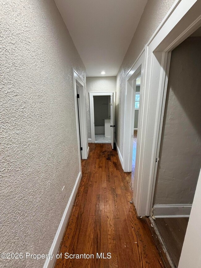 Building Photo - 406 W Lackawanna Ave