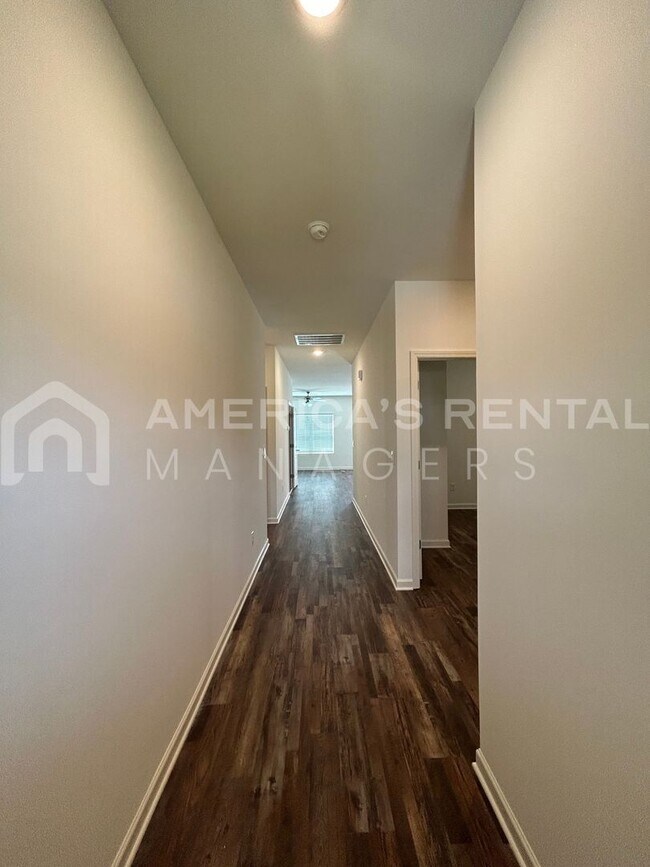 Foto del edificio - 5293 Meadow Ridge Trail
