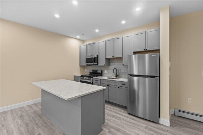 Building Photo - 86-88 North Winooski Ave