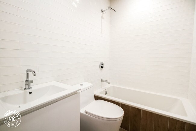 Foto del edificio - 236 N 11th St