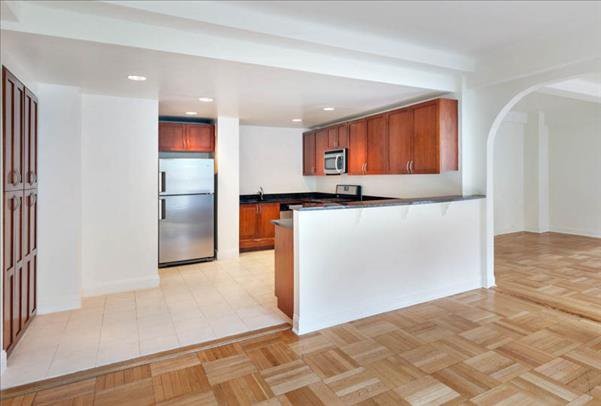 Primary Photo - 31 W 86th St