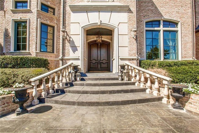 Building Photo - 2500 Stone Haven Ct
