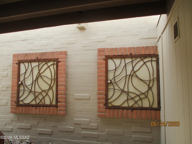 Foto del edificio - 8134 E Daniella Ln