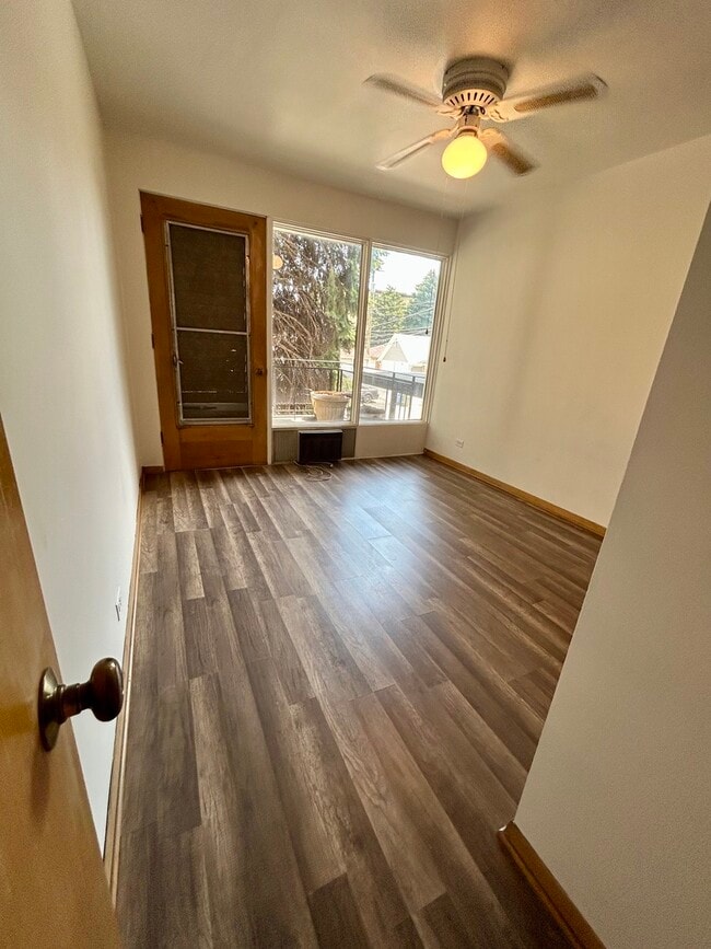 Foto del edificio - 7446 Franklin St