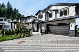 Building Photo - 8585 Forest Gate Dr