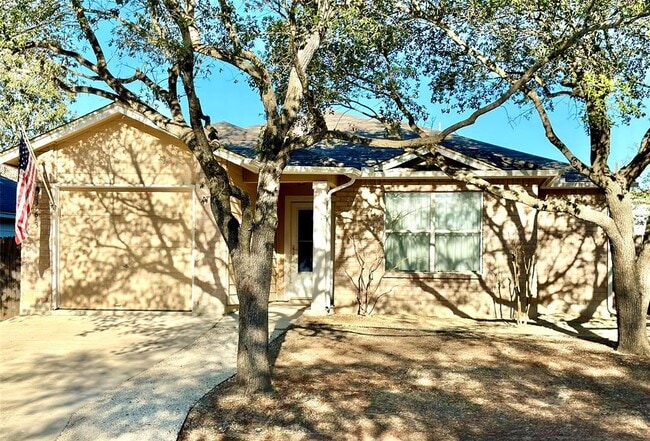 Foto del edificio - 363 Copper Hill Dr