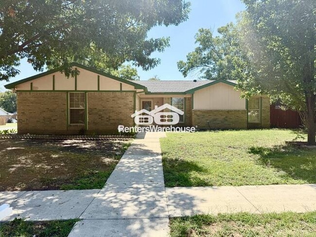 3-Bedroom, 2-Bath Home on a Spacious Corne... - 3-Bedroom, 2-Bath Home on a Spacious Corne...
