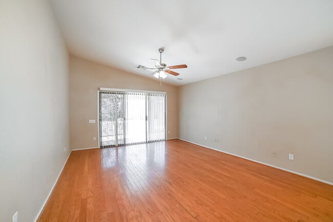 Building Photo - 6660 W Monona Dr