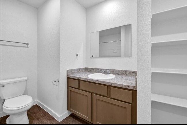 Building Photo - 12603 Telge Rd